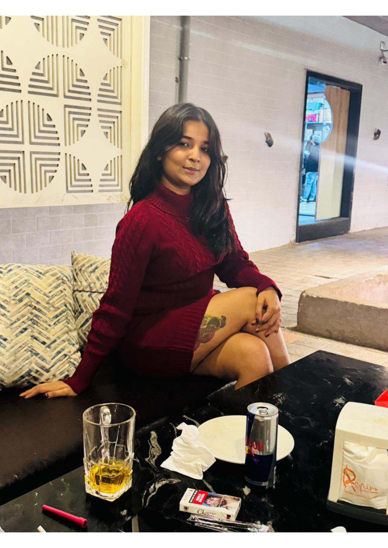 /storage/photos/1/Vichuthra-kingfisher-girl/KINGFISHER CALENDAR GIRL_page-0010.jpg